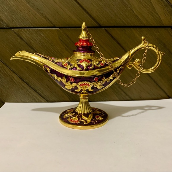 Gold And Purple Medium Genie Lamp - Picture 1 of 10